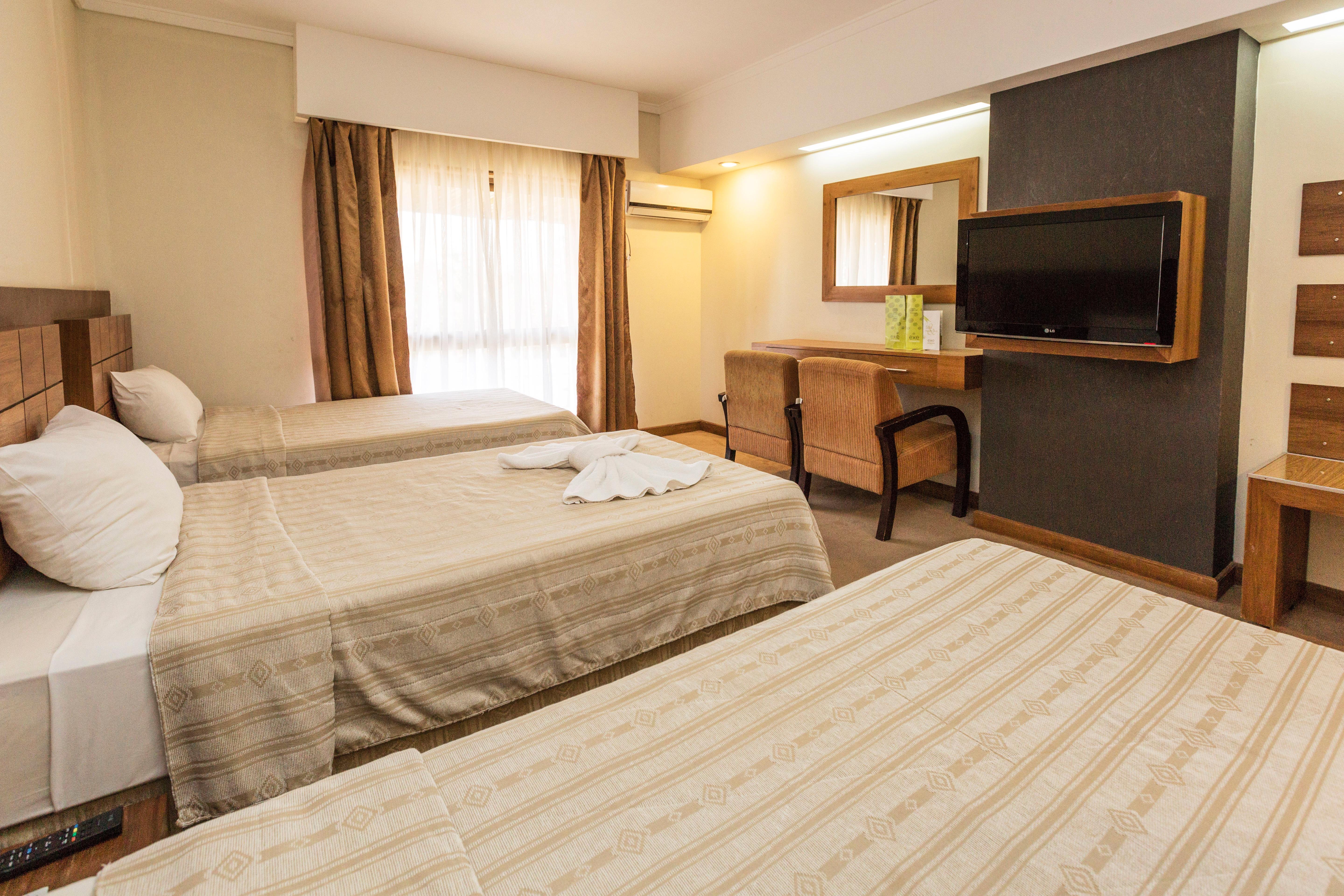 엑스 호텔 카타라타스 푸에르토이과수 외부 사진 A room at the hotel