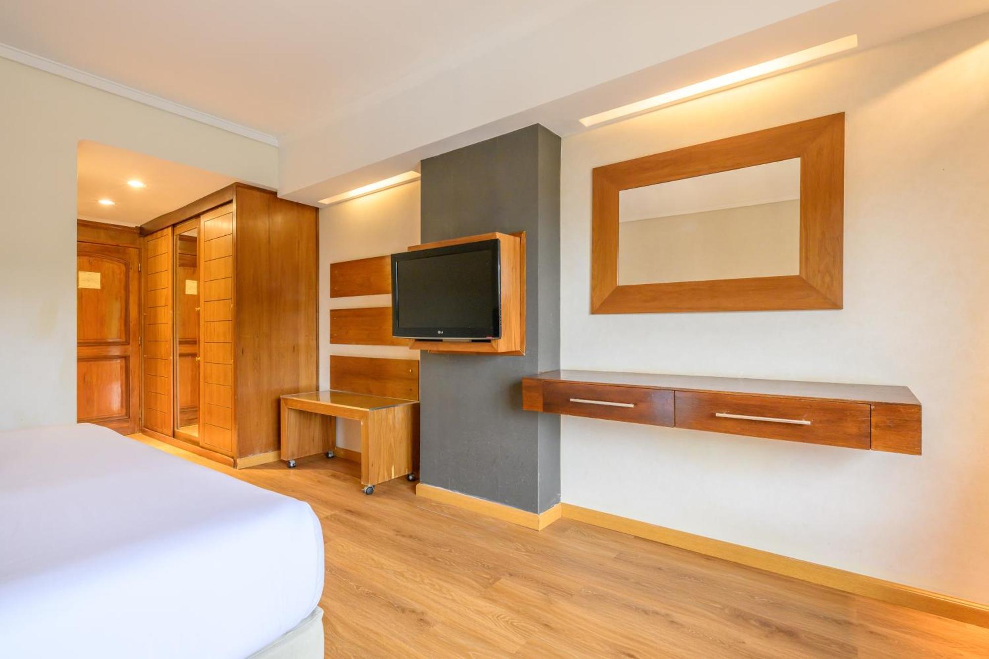 엑스 호텔 카타라타스 푸에르토이과수 외부 사진 A room at the hotel