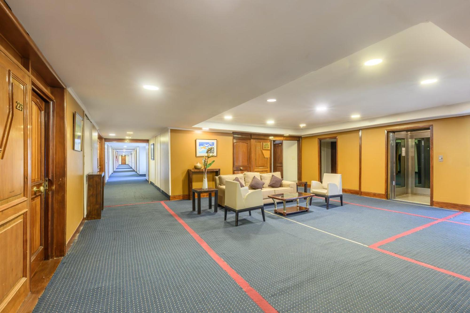 엑스 호텔 카타라타스 푸에르토이과수 외부 사진 The lobby of the hotel