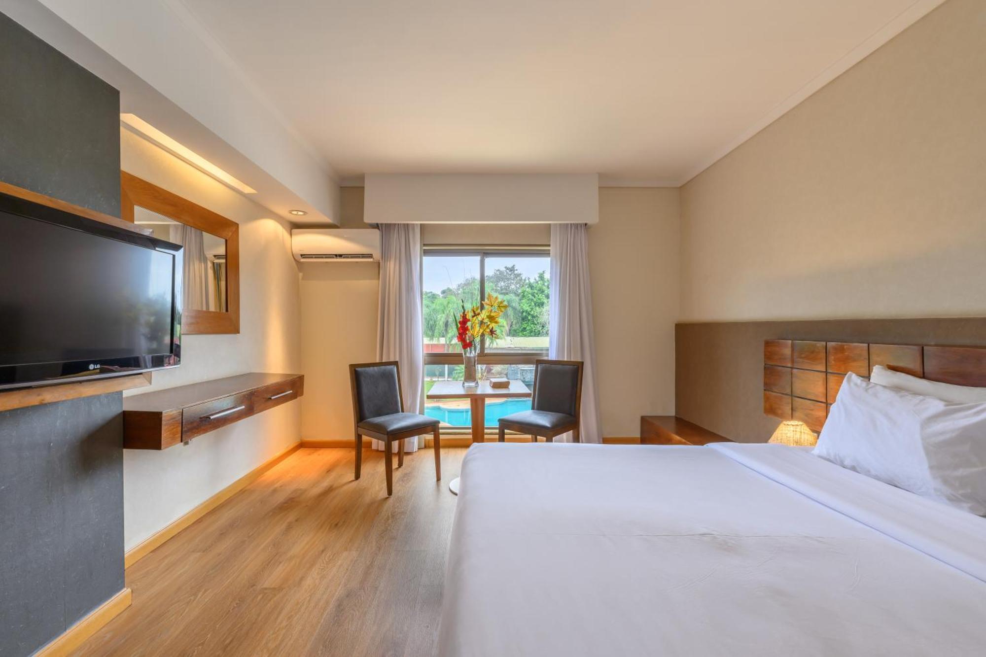 엑스 호텔 카타라타스 푸에르토이과수 외부 사진 A room at the hotel