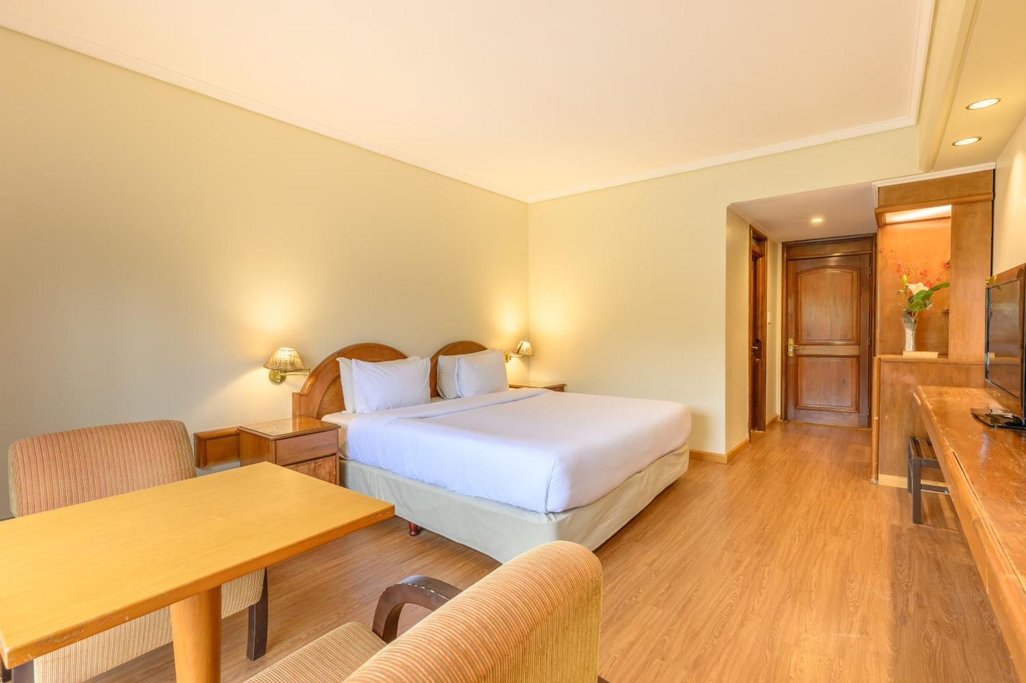 엑스 호텔 카타라타스 푸에르토이과수 외부 사진 A room at the hotel